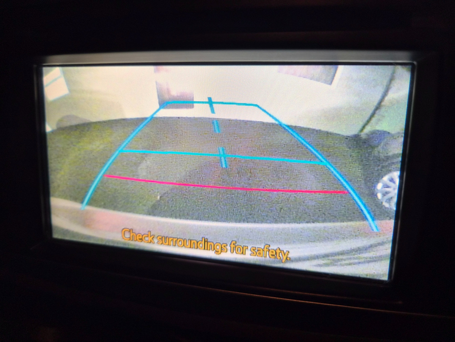 2014 Toyota Yaris - image 22