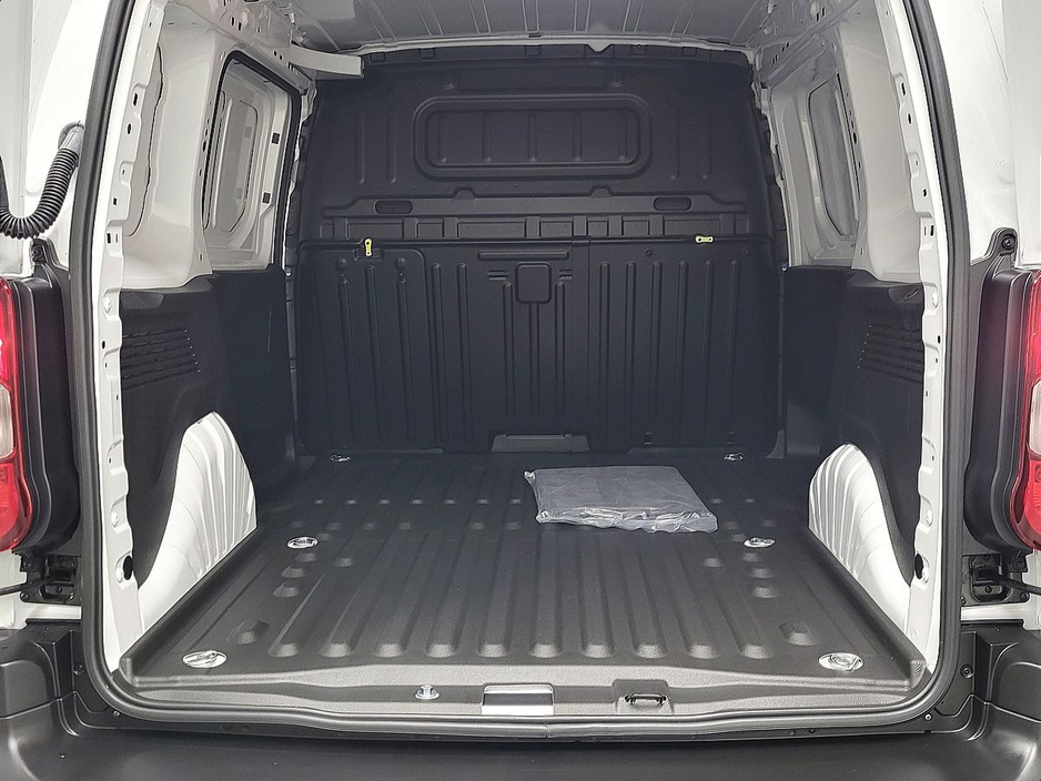 2026 Citroen Berlingo - image 11