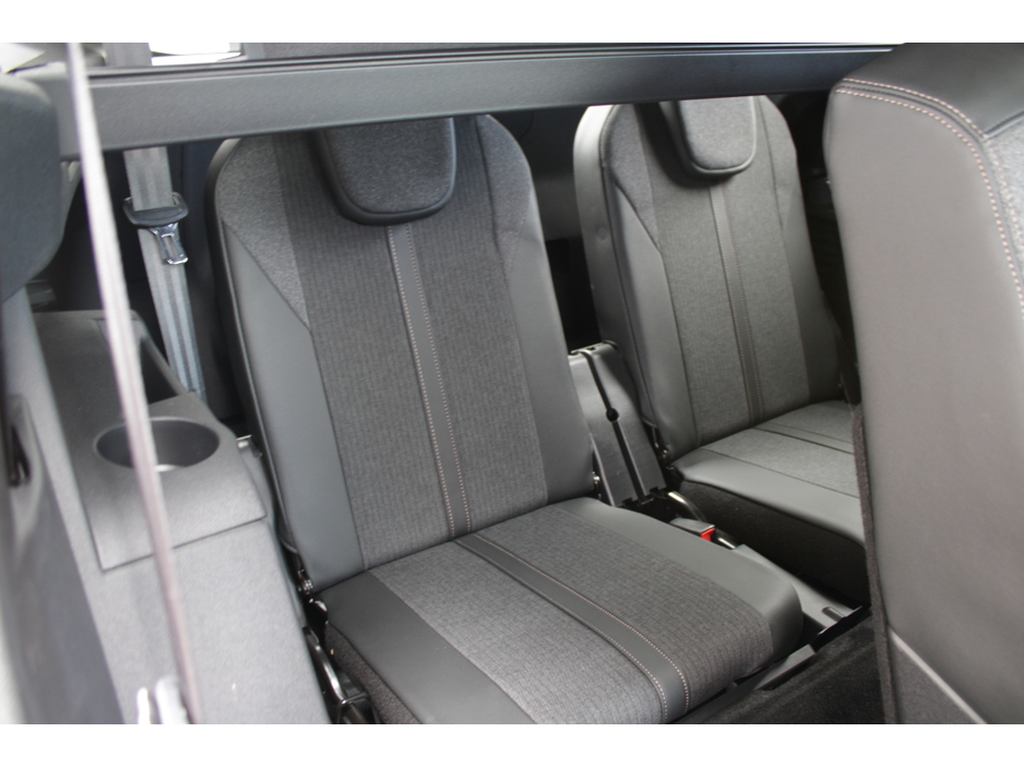 2020 Peugeot 5008 - image 19