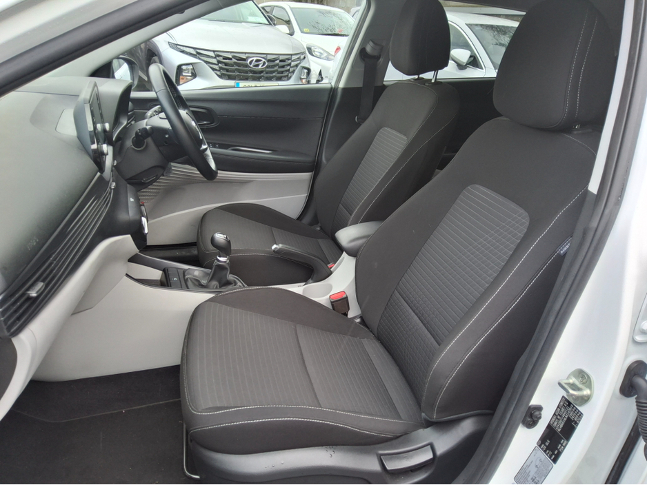 2022 Hyundai i20 - image 9