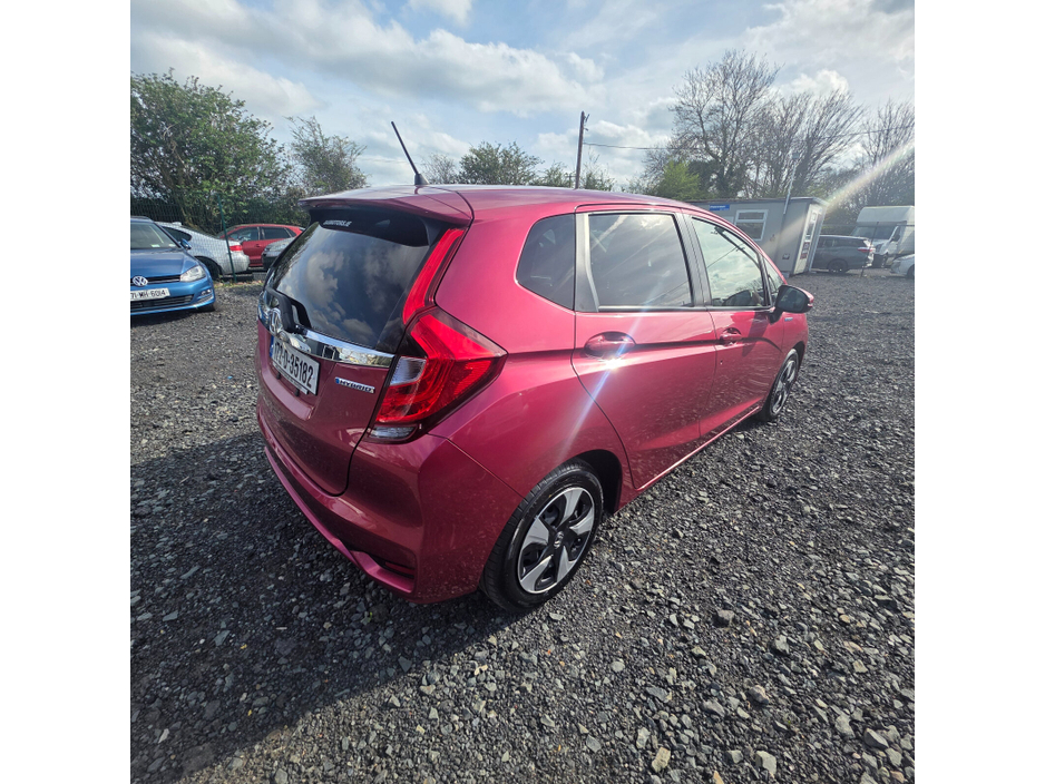 2017 Honda Fit - image 8