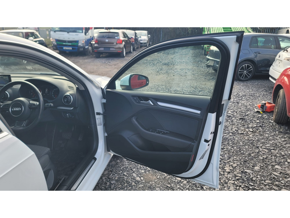 2014 Audi A3 - image 10