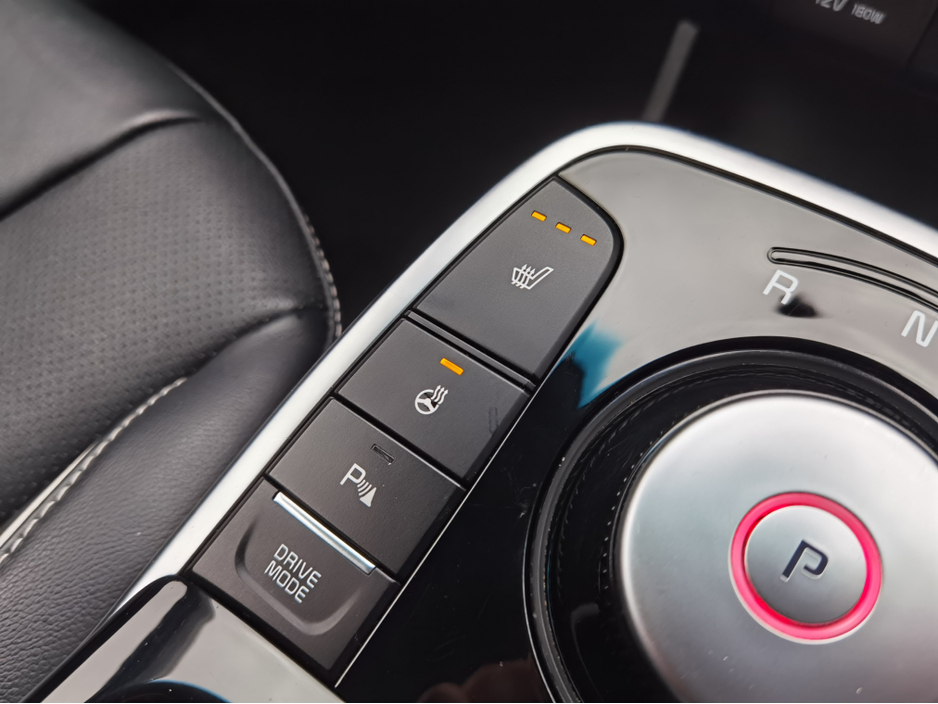 2021 Kia Niro 64KWH EV 3 **96% BATTERY HEALTH** - FINANCE AVAILABLE - CALL US TODAY ON 01 492 6566 OR 087-092 5525 €18,950