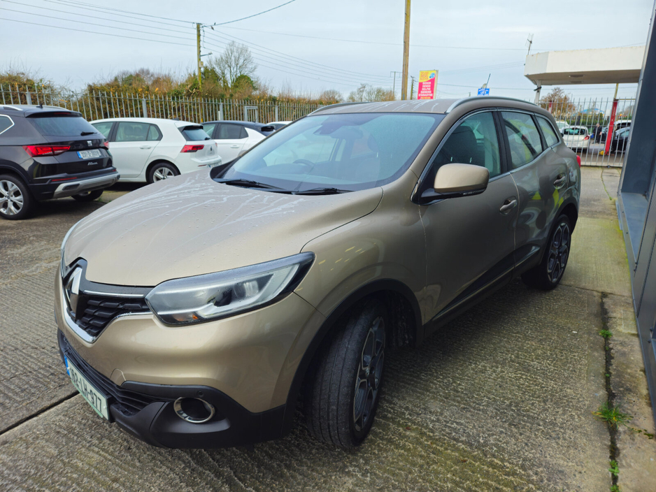 2016 Renault Kadjar - image 3