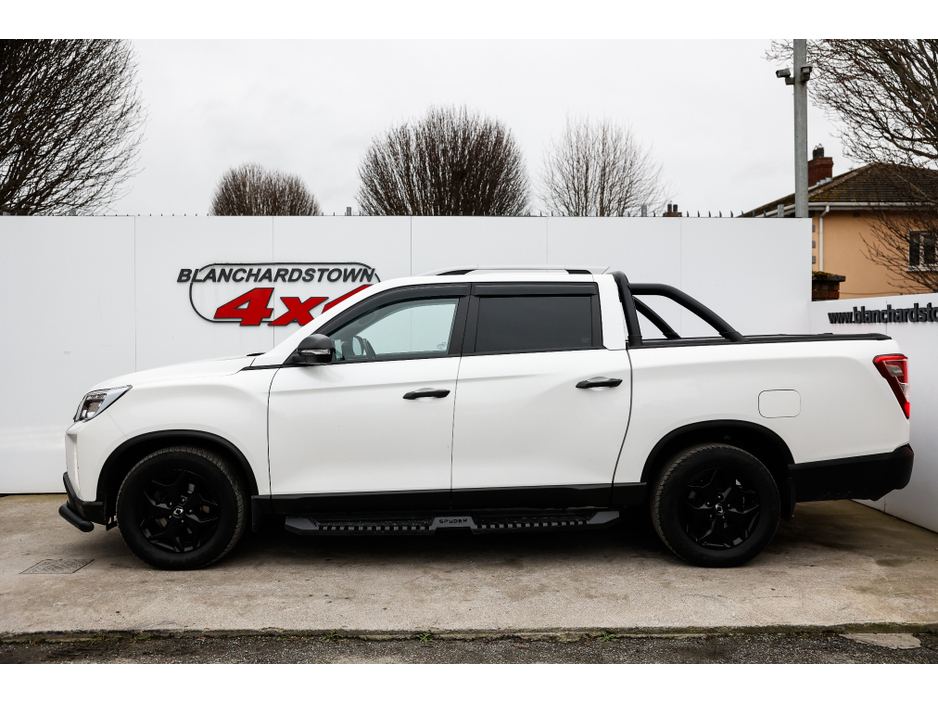 2024 Ssangyong Musso - image 2