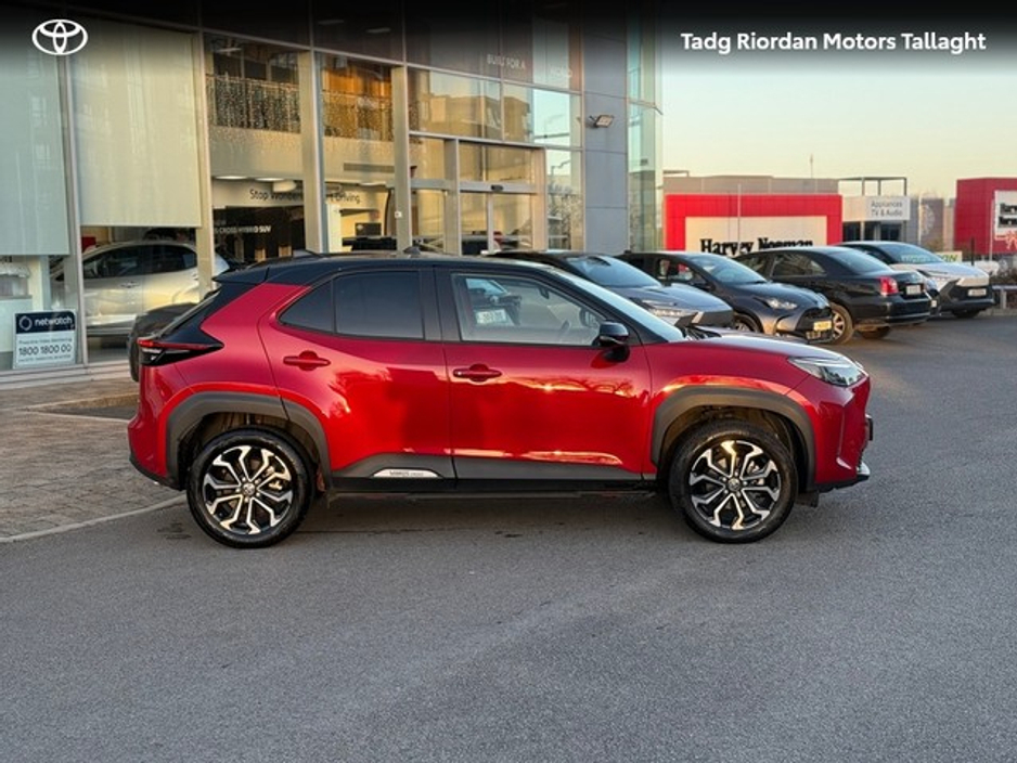 2024 Toyota Yaris Cross YARIS CROSS LUNA SPORT €30,450