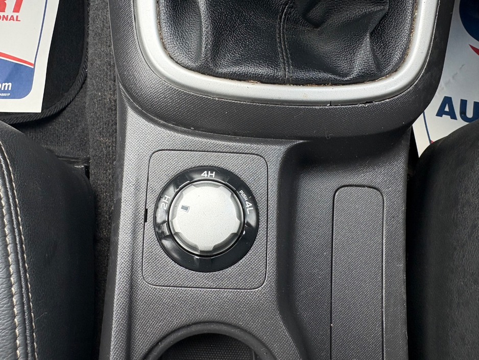 2014 Isuzu D-MAX - image 14