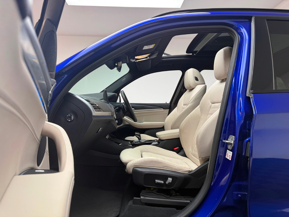2022 BMW X3 - image 15