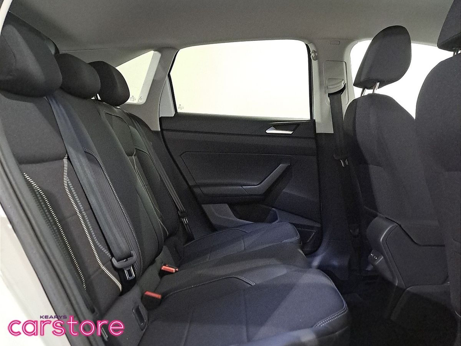 2023 Volkswagen Taigo - image 13