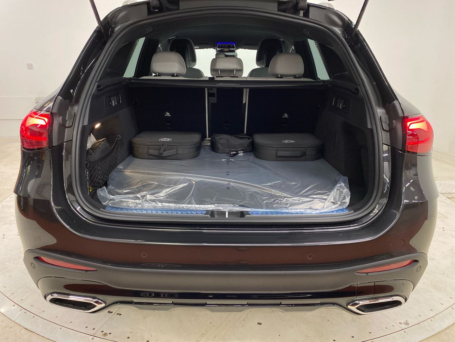 2026 Mercedes-Benz GLC Class - image 20