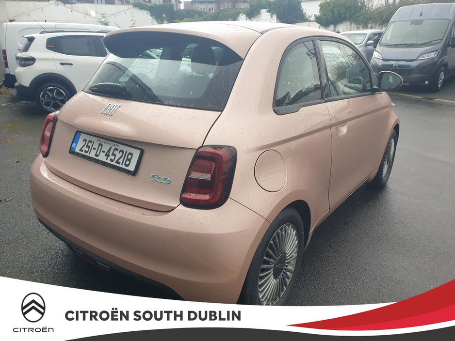 2025 Fiat 500 Icon 42kWh (320Kms WLTP Range) €19,950