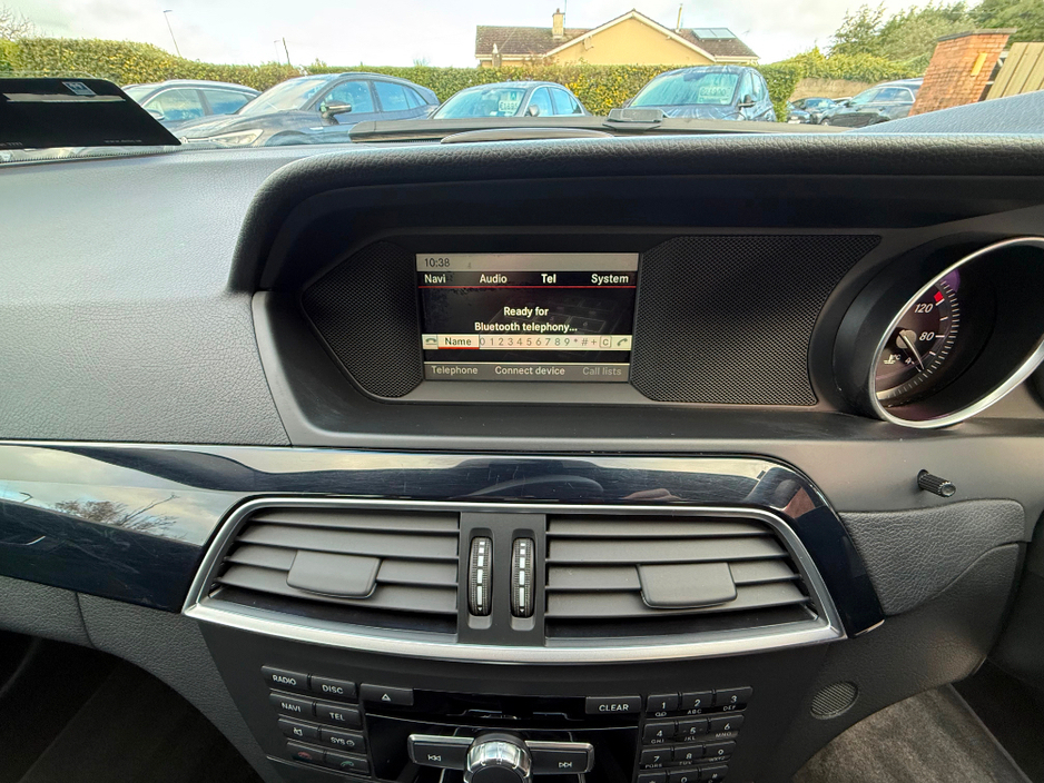 2014 Mercedes-Benz C Class - image 23