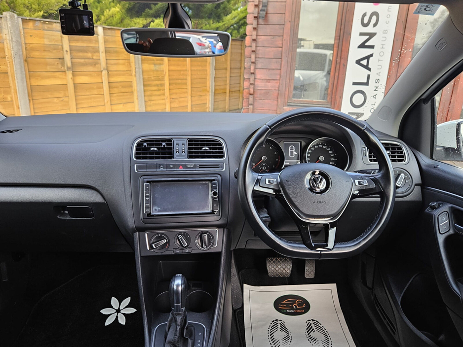 2016 Volkswagen Polo - image 23