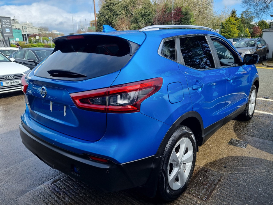 2017 Nissan Qashqai - image 6