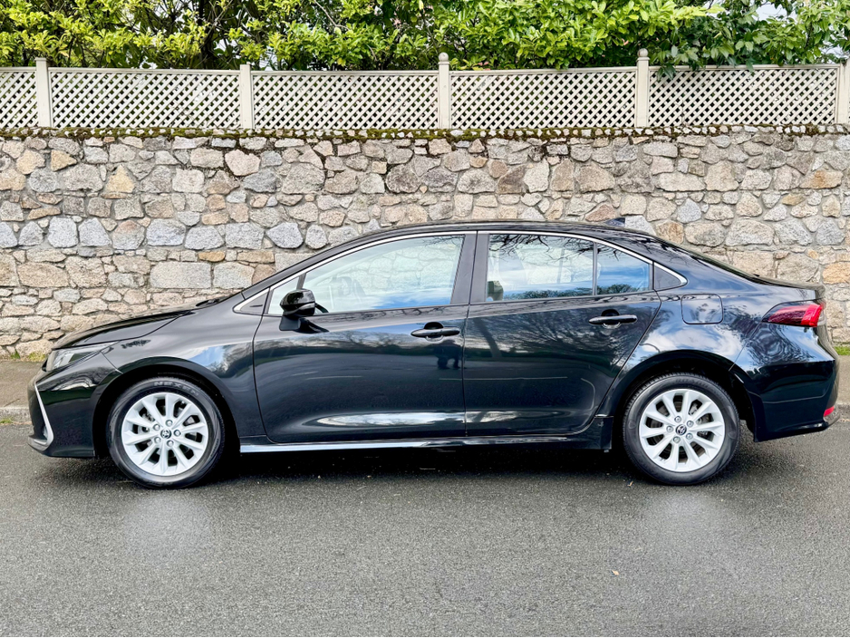 2022 Toyota Corolla - image 8