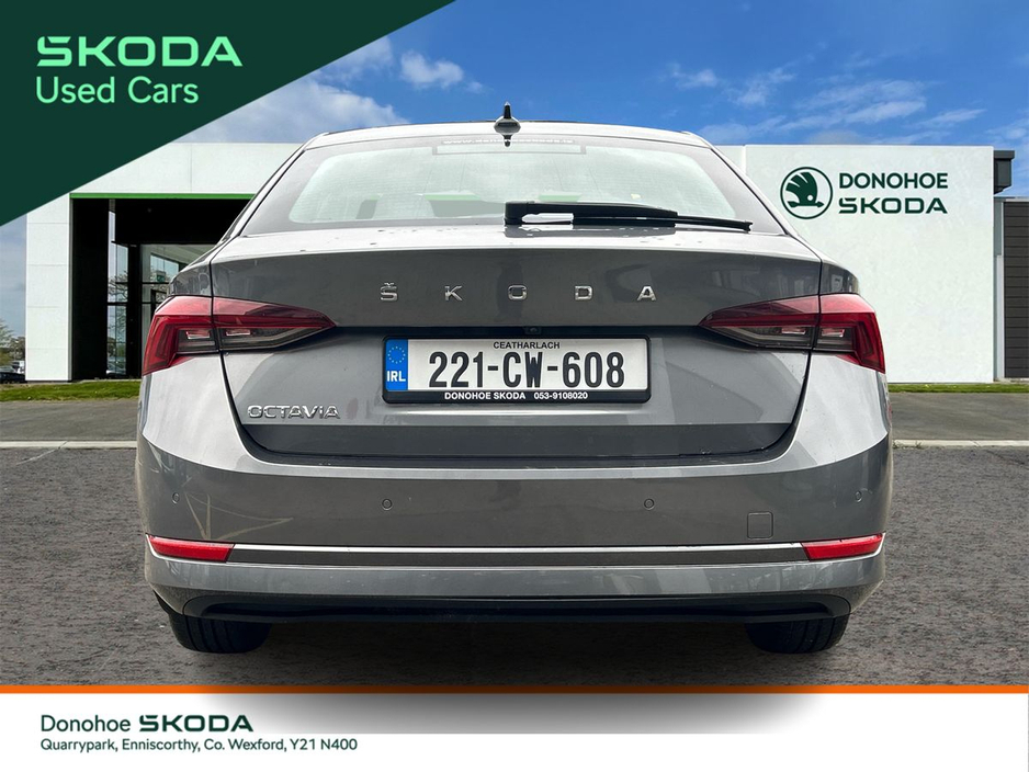 2022 Skoda Octavia - image 12