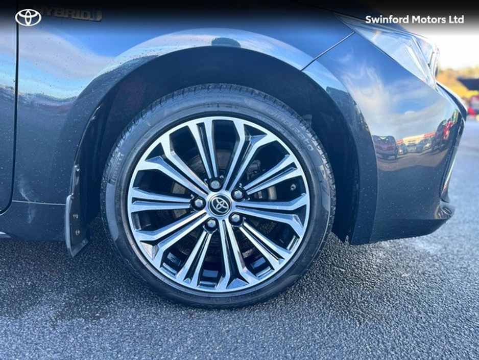 2022 Toyota Corolla - image 11
