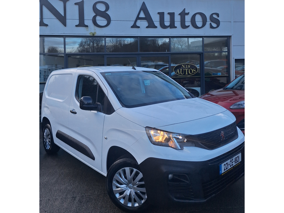 2022 Peugeot Partner PROFESSIONAL PREMIUM BLUEHDI L1 €12,900