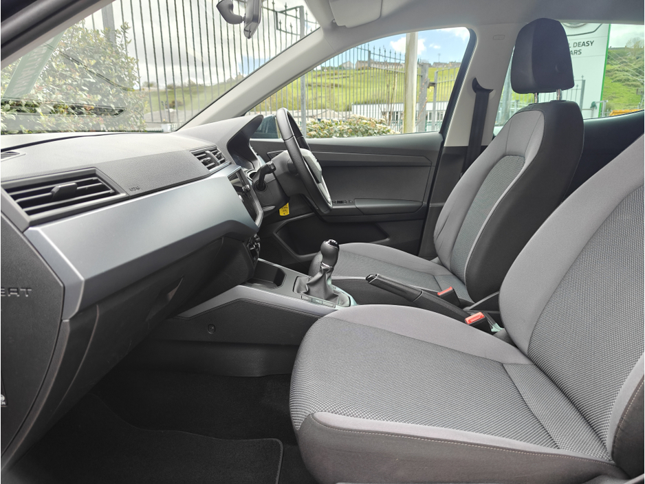 2021 SEAT Arona - image 5