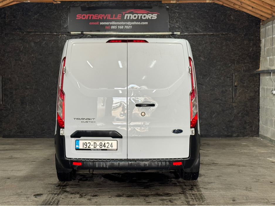 2019 Ford Transit Custom - image 5