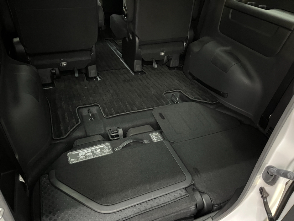 2020 Honda Stepwagon €28950 2020 HONDA STEPWAGON EHEV G SPADA SENSING 2.0 AUTOMATIC / CRUISE CONTROL / REVERSE CAMERA / AUTOMATIC DOORS / 7 SEATS €28,950