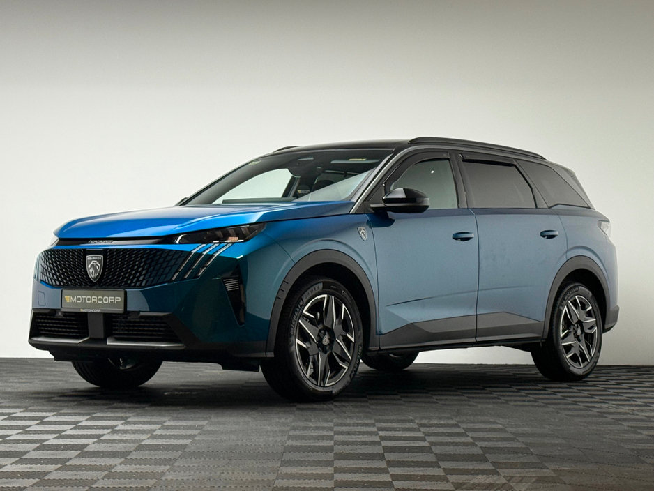 2025 Peugeot 5008 GT