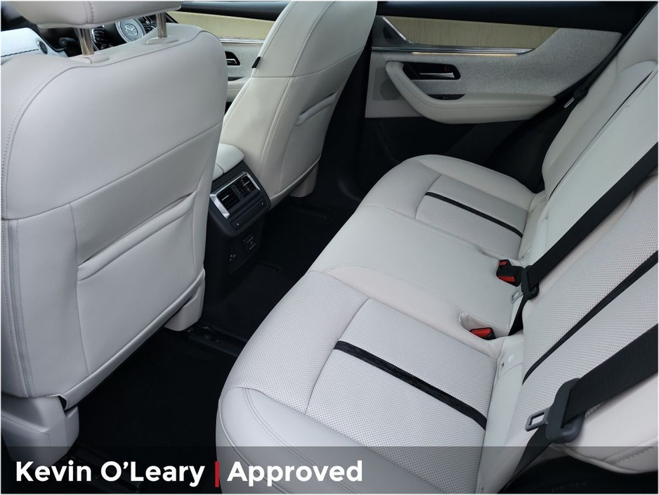 2024 Mazda CX-60 2.5P PHEV TAKUMI CON-P DRI-P PAN-P AT €48,900