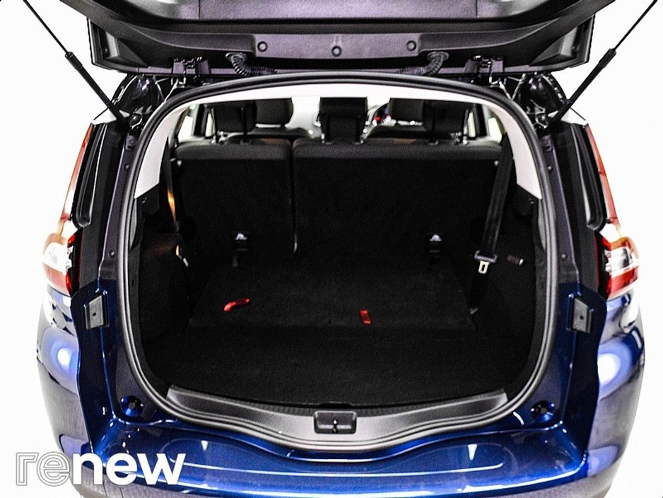 2021 Renault Grand Scenic 1.75 Blue dCi 120 Iconic €22,490