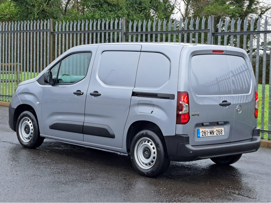 2026 Opel Combo KOMFORT  L1H1 1.5TD 100BHP  **LED HEADLIGTS** €21,098