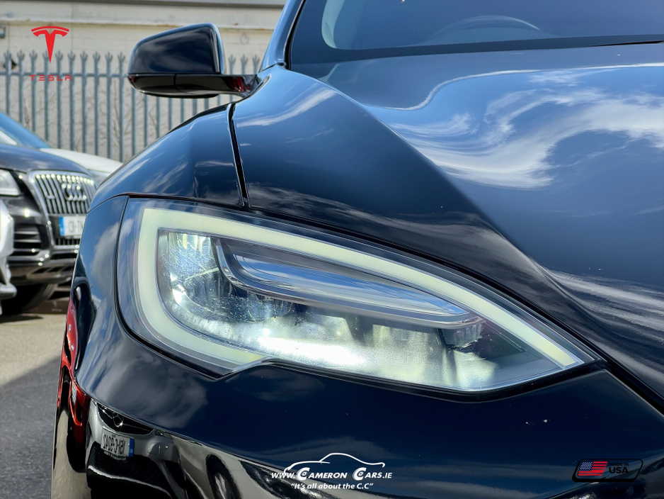 2017 Tesla Model S - image 17