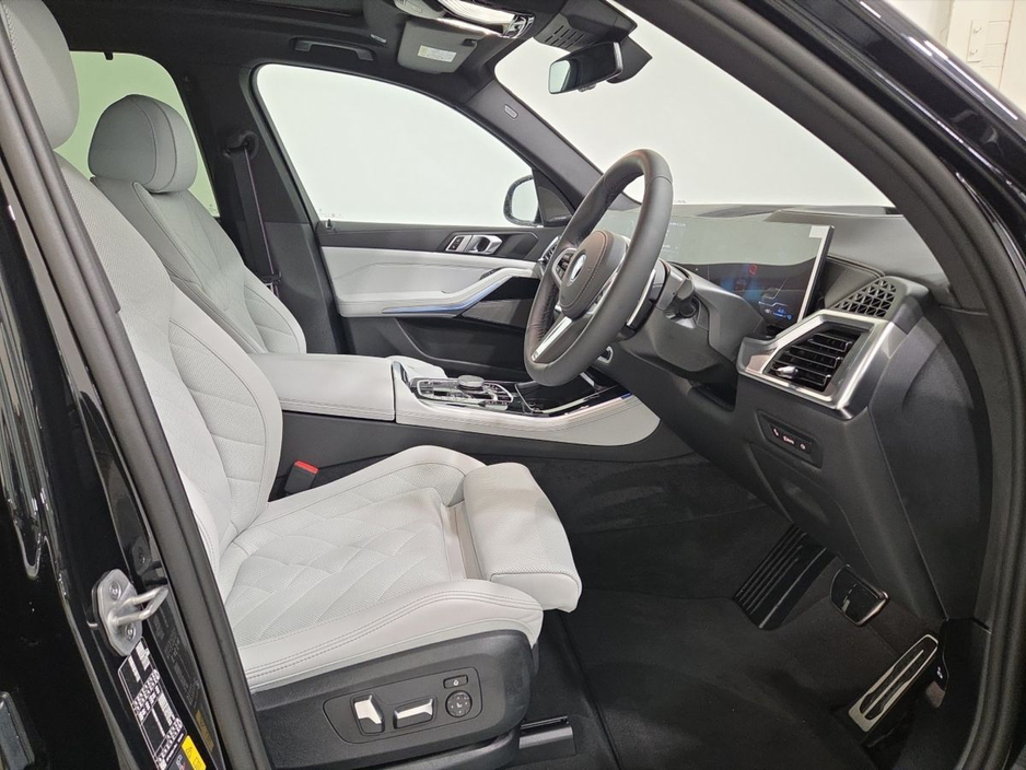 2026 BMW X5 xDrive50e M Sport