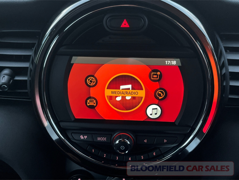 2021 MINI Cooper HIGH SPEC , AUTO // LOW MILEAGE €25,950