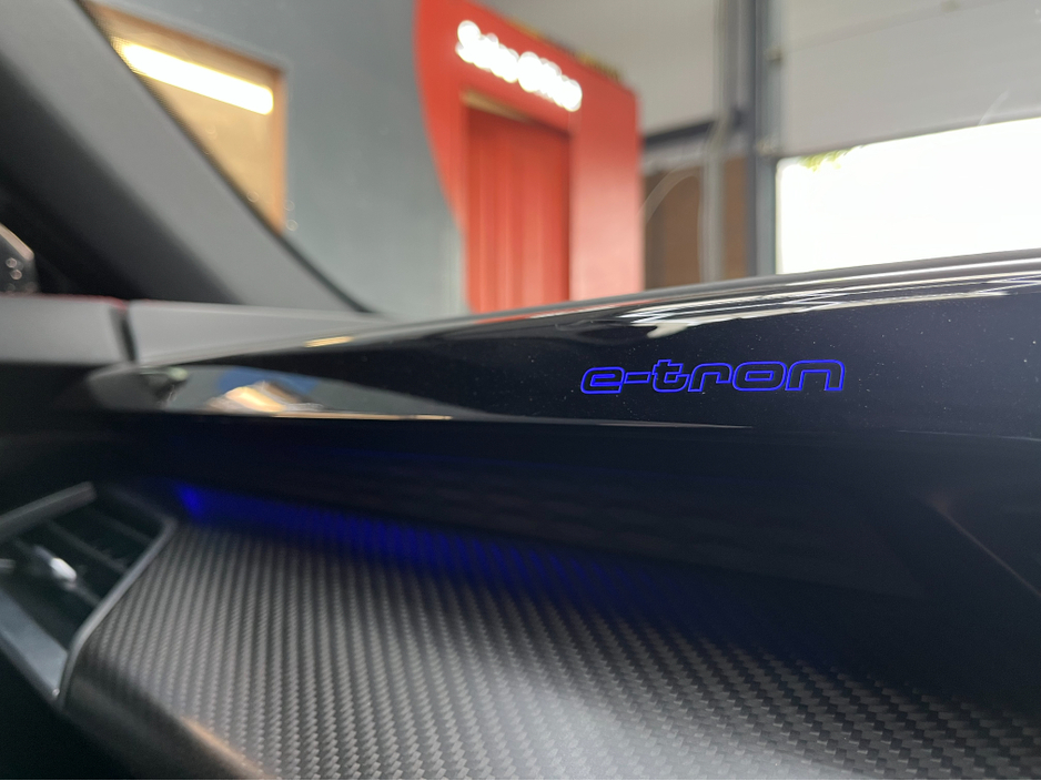 2023 Audi e-tron GT quattro - image 25