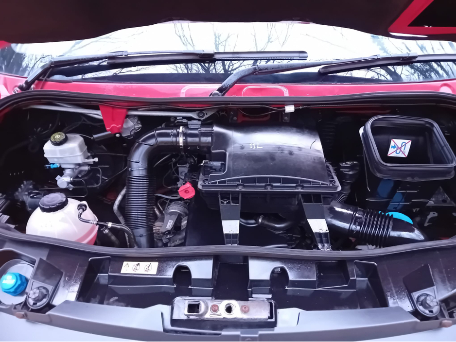 2019 Mercedes-Benz Sprinter - image 32