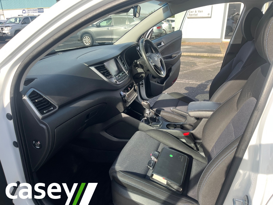 2018 Hyundai Tucson - image 11