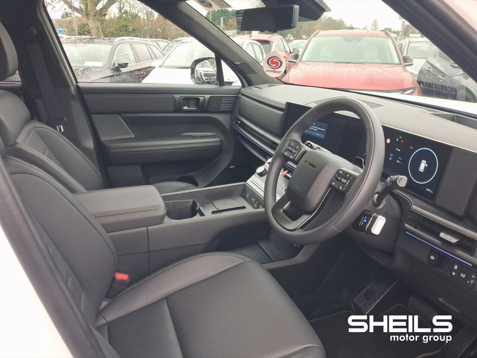 2025 Hyundai Santa Fe 1.6 PHEV 4WD Premium Calligraphy €66,950
