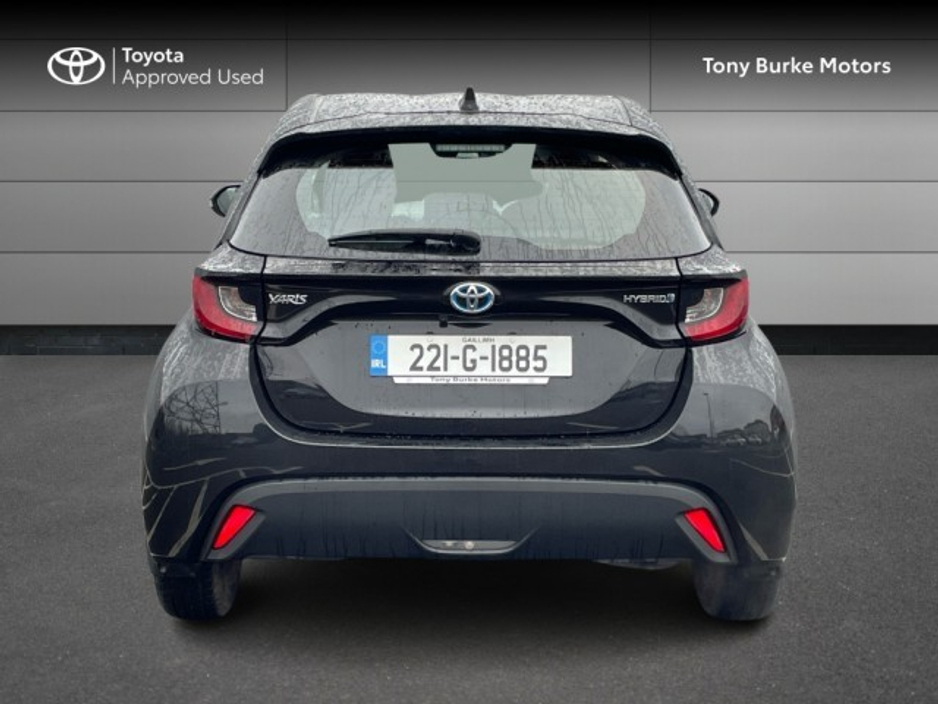 2022 Toyota Yaris - Hybrid - New Generation - Luna Edition - 1.5 - 5dr - Auto - Full Service History - EUR 160 Tax // Remote Central Locking // Front Electric Windows // Rear Electric Windows // Electric Mirrors // Fin €21,599