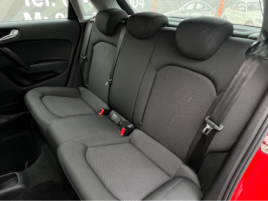 2016 Audi A1 - image 12