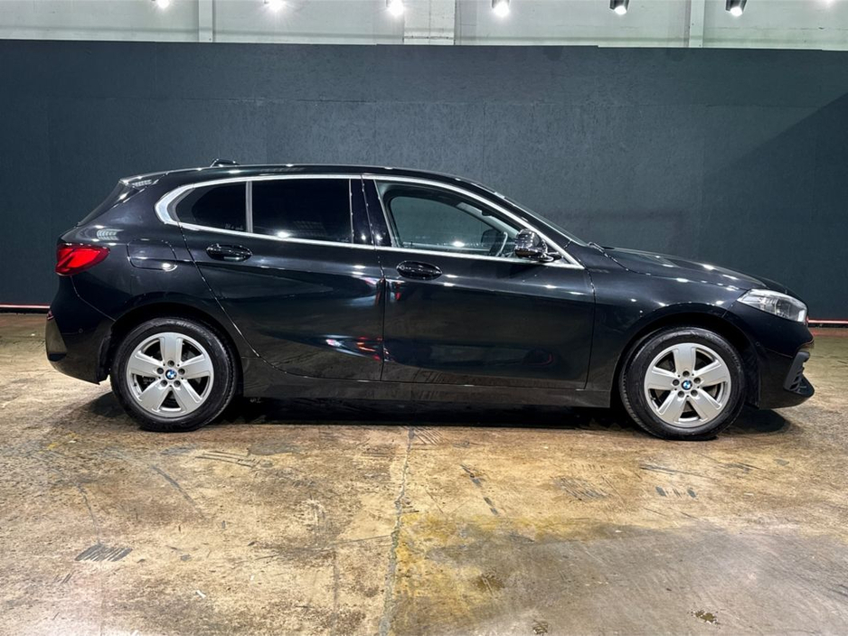 2020 BMW 1 Series - image 2