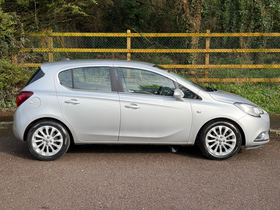 2016 Opel Corsa - image 7