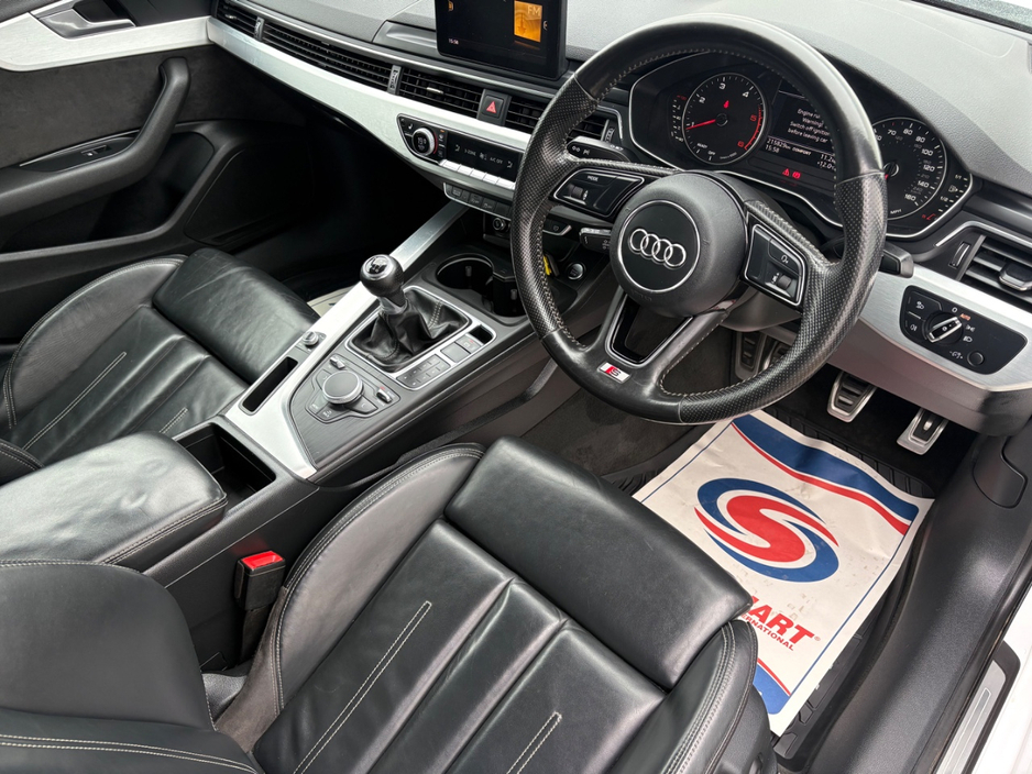 2016 Audi A4 - image 11