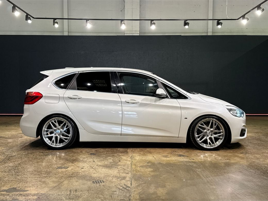 2018 BMW 2 Series - image 2