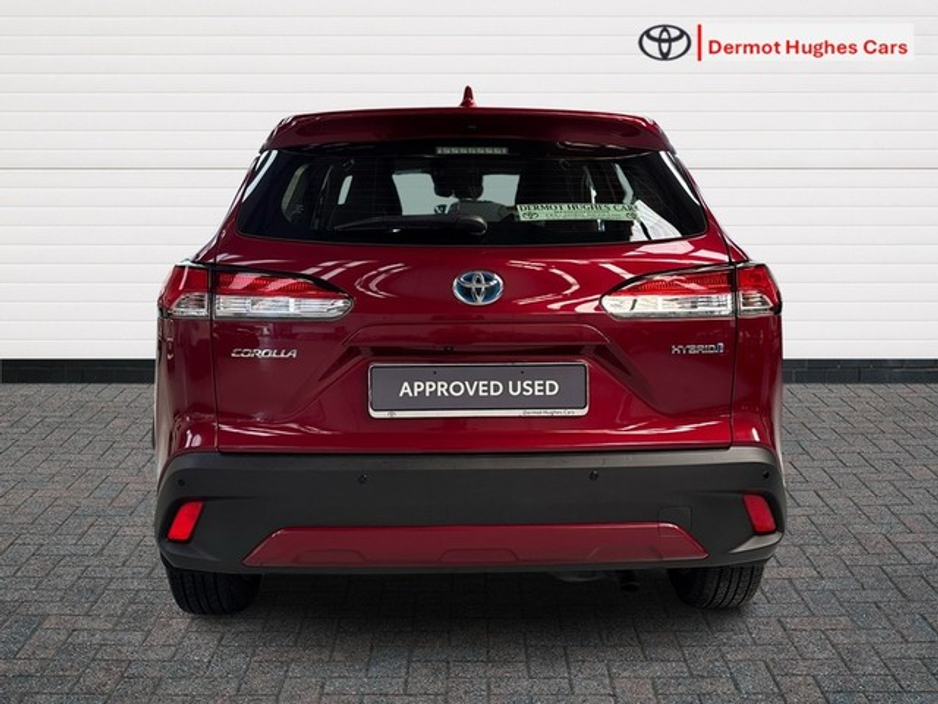 2024 Toyota Corolla Cross - image 4