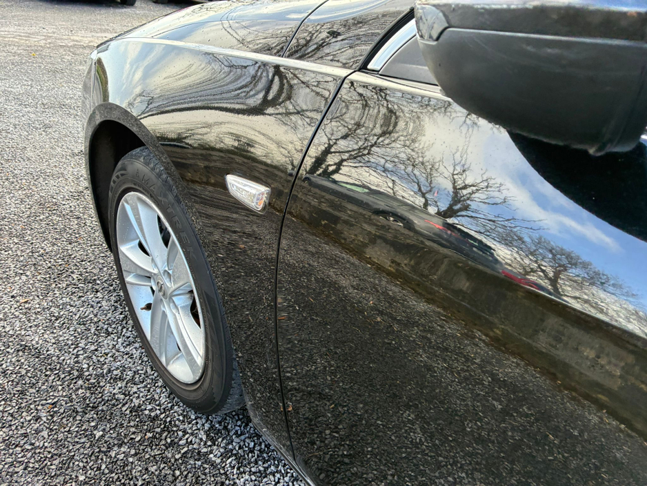 2018 Opel Insignia - image 12