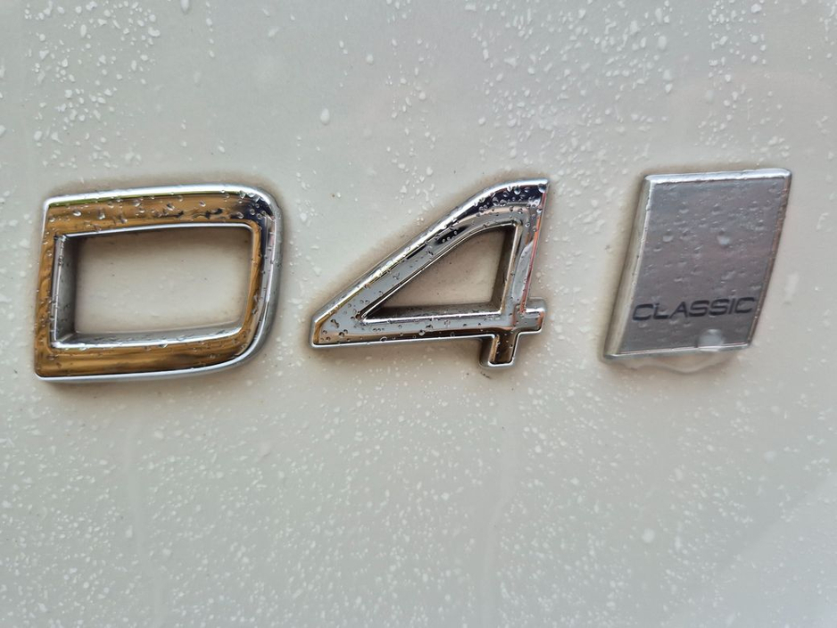 2017 Volvo XC60 - image 37