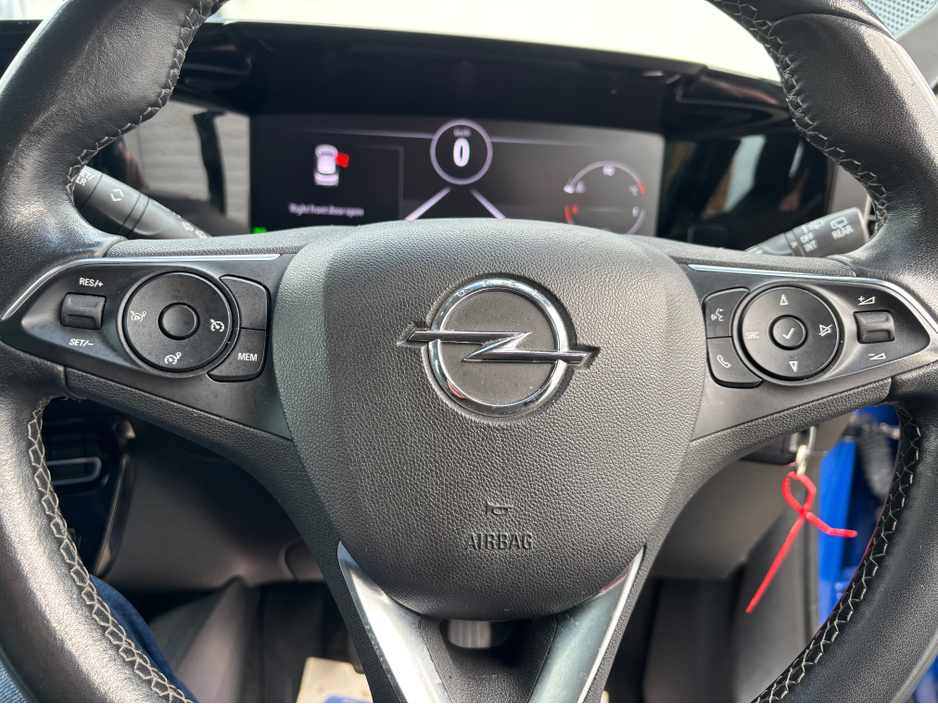 2023 Opel Mokka - image 11