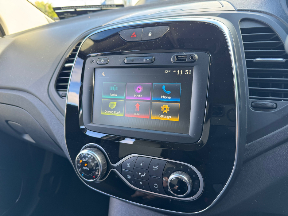 2019 Renault Captur - image 12