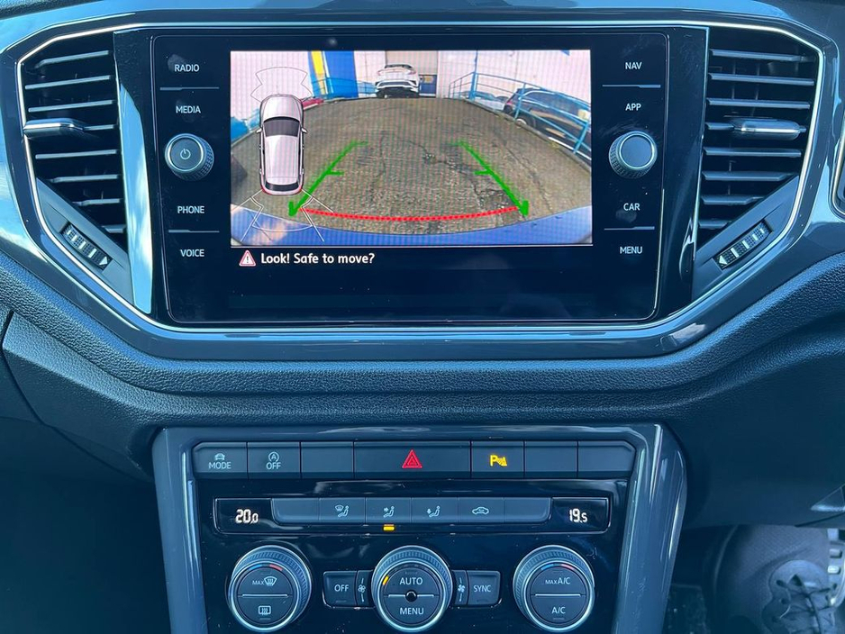 2020 Volkswagen T-Roc - image 7