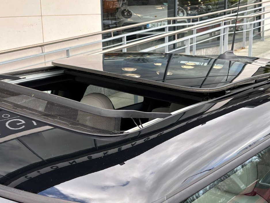 2023 MINI Cooper S - image 12