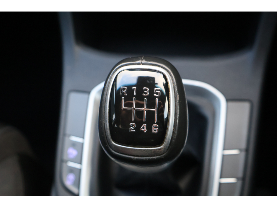 2018 Hyundai i30 FASTBACK 5DR Low Mileage Huge Spec! €14,495